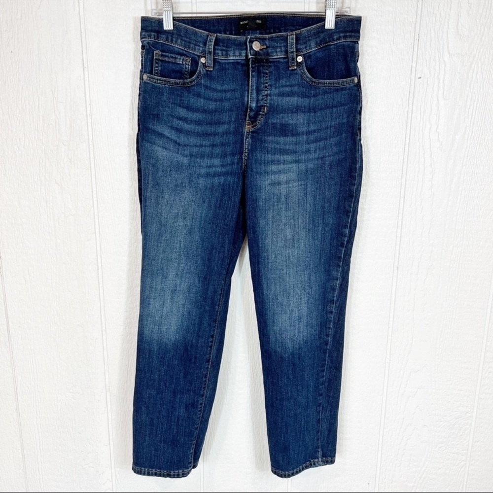Banana Republic Factory Women's Medium Blue Straight Leg Jeans